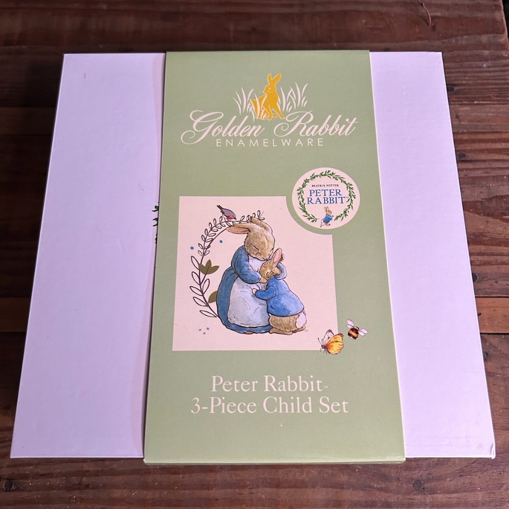 Pottery Barn Golden Rabbit, Enamelware Set! BNIB!